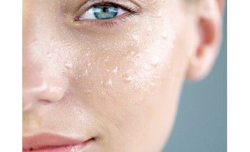 Hogyan tudjuk már az arctisztításnál elkezdeni regenerálni az arcbőrünket?